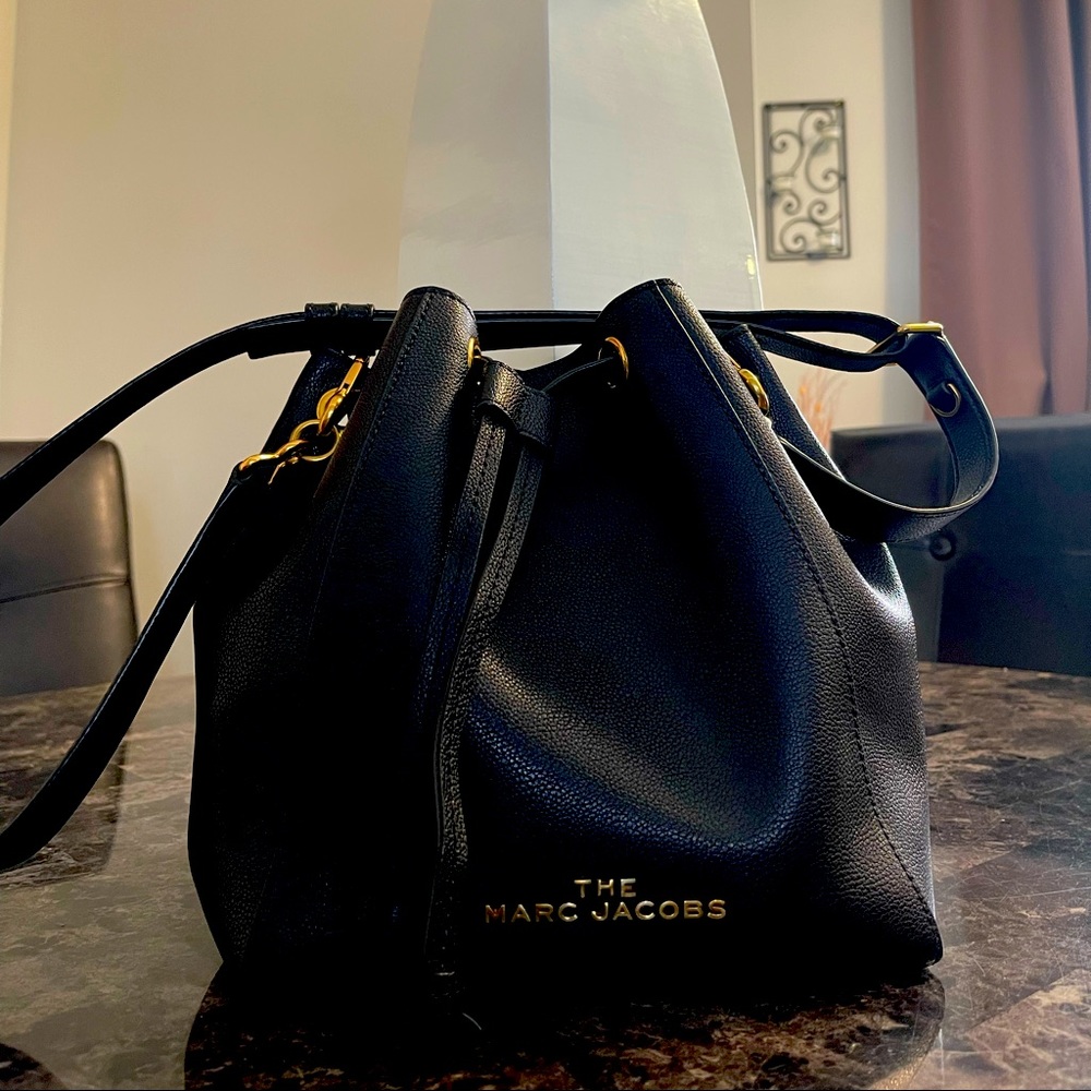 Marc Jacobs bucket bag